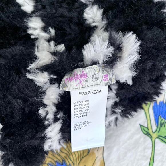 Free people black and white - Picture 3 of 3